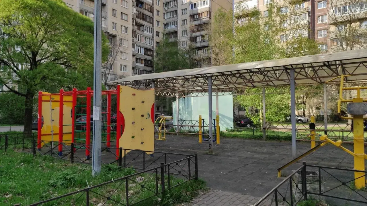двухкомнатная квартира в Санкт-Петербурге по адресу: Олеко Дундича ул., 35, к 1