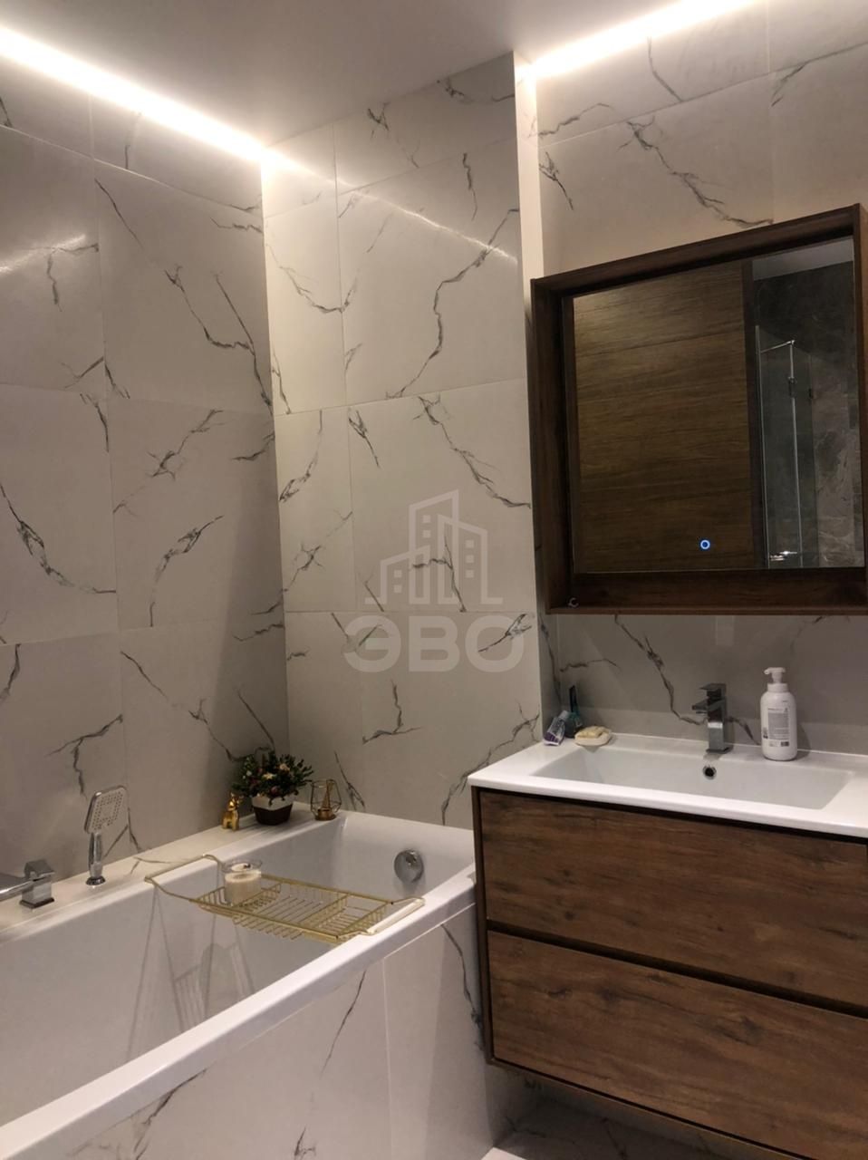 двухкомнатная квартира в Санкт-Петербурге по адресу: Наличная ул., 24, к 1