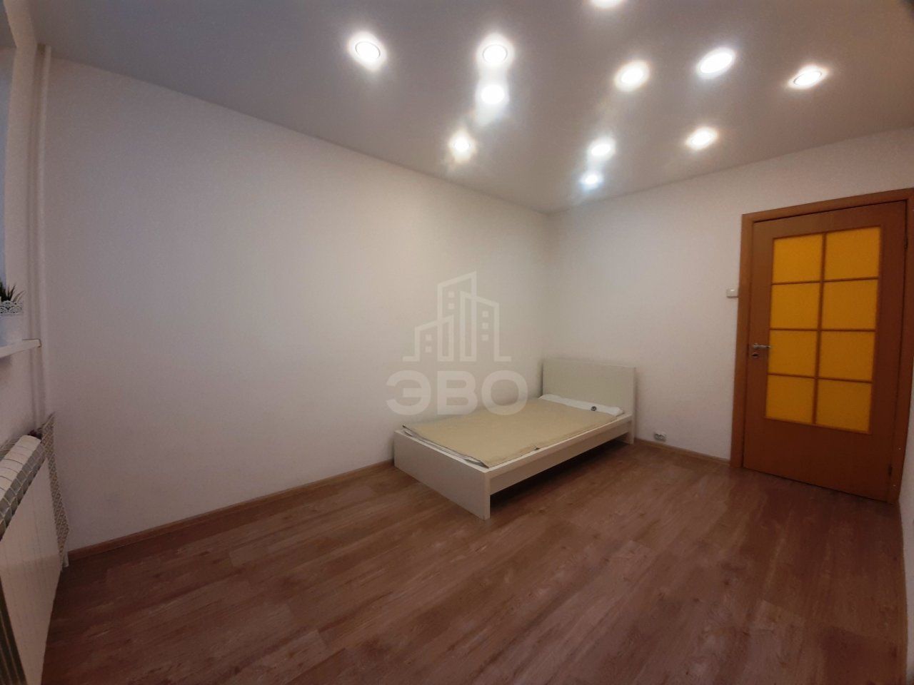 двухкомнатная квартира в Санкт-Петербурге по адресу: Маршала Казакова ул., 10, к 1