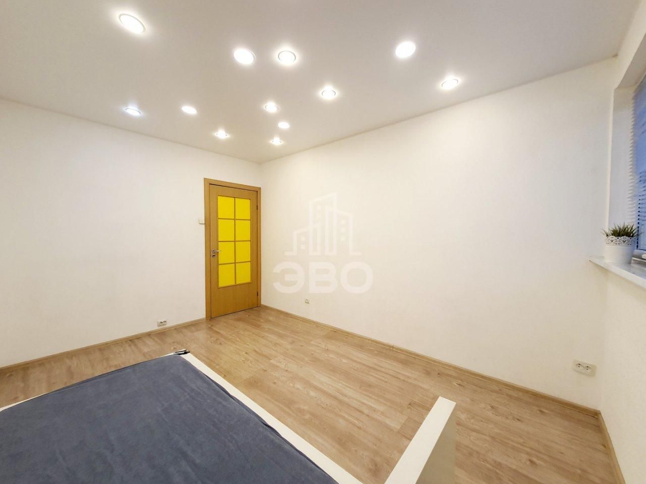 двухкомнатная квартира в Санкт-Петербурге по адресу: Маршала Казакова ул., 10, к 1