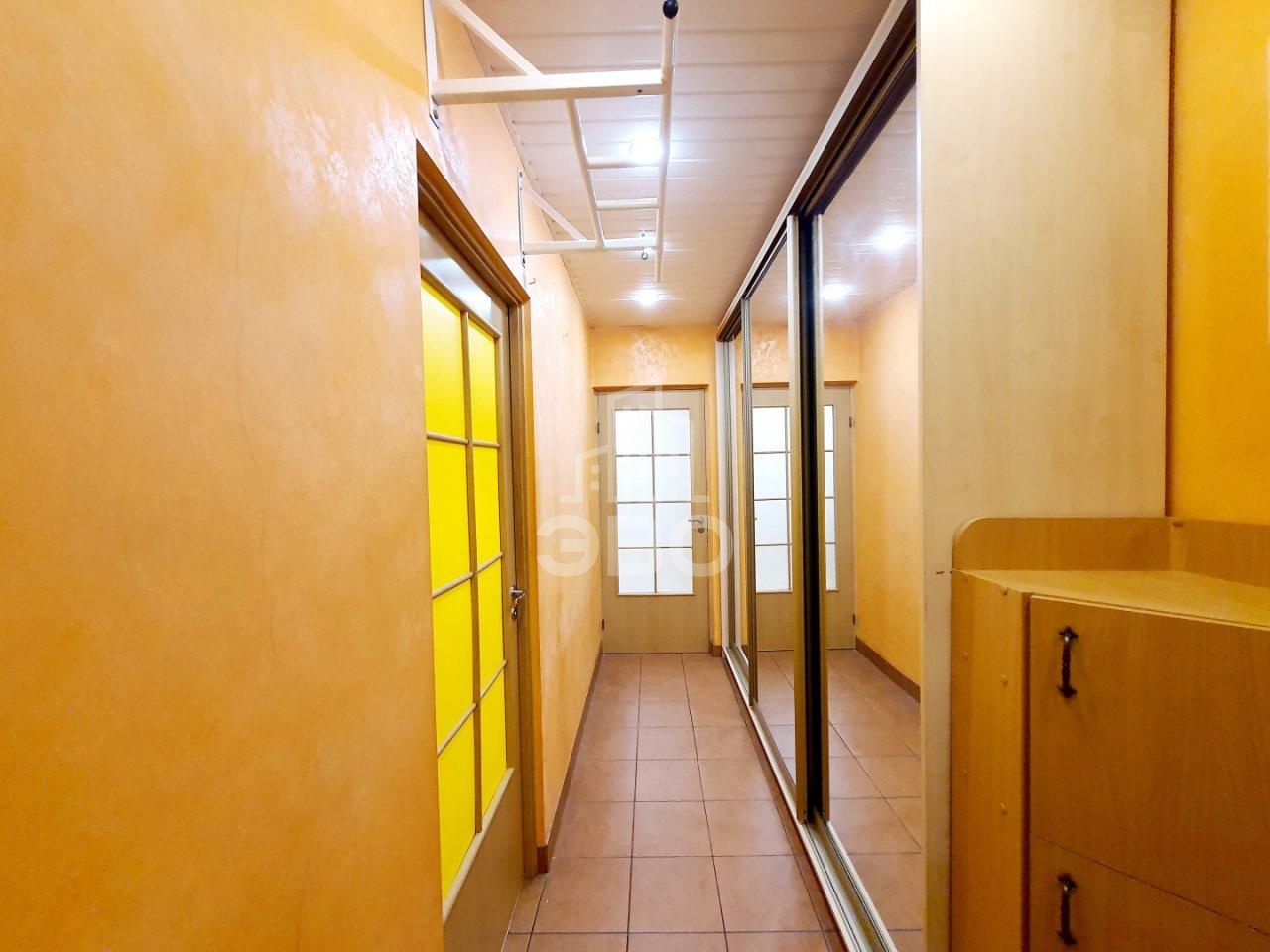 двухкомнатная квартира в Санкт-Петербурге по адресу: Маршала Казакова ул., 10, к 1