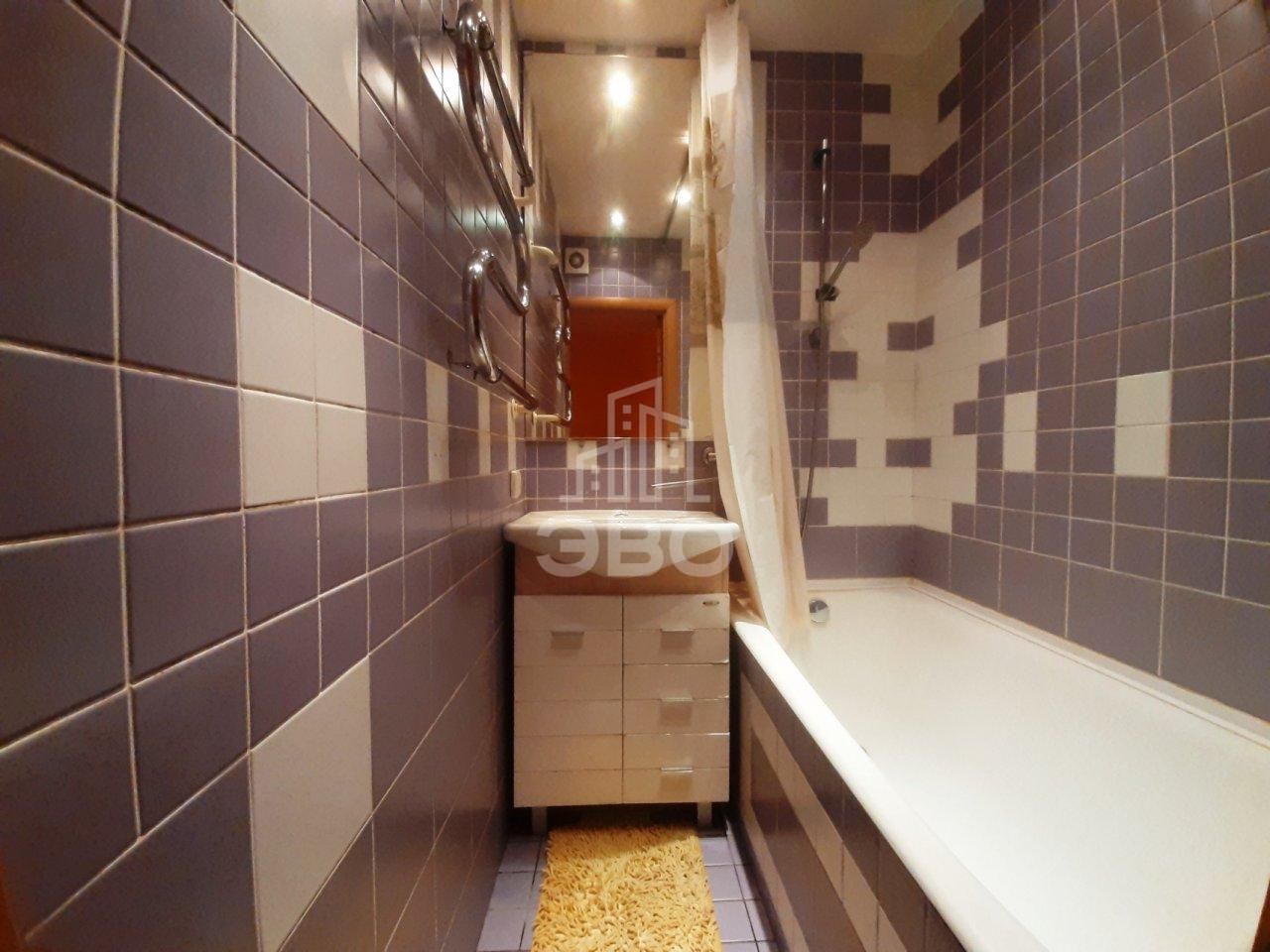 двухкомнатная квартира в Санкт-Петербурге по адресу: Маршала Казакова ул., 10, к 1