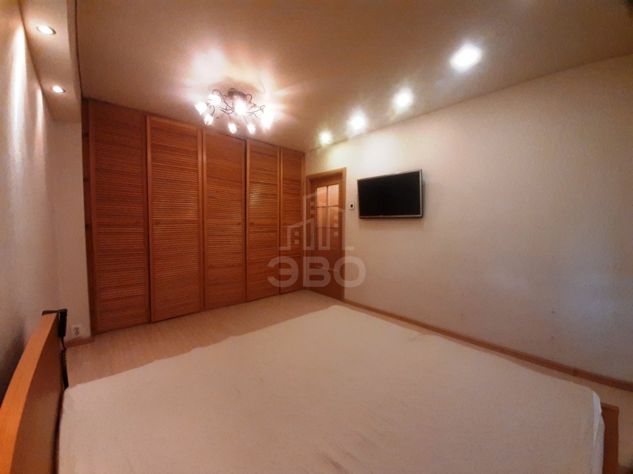 двухкомнатная квартира в Санкт-Петербурге по адресу: Маршала Казакова ул., 10, к 1