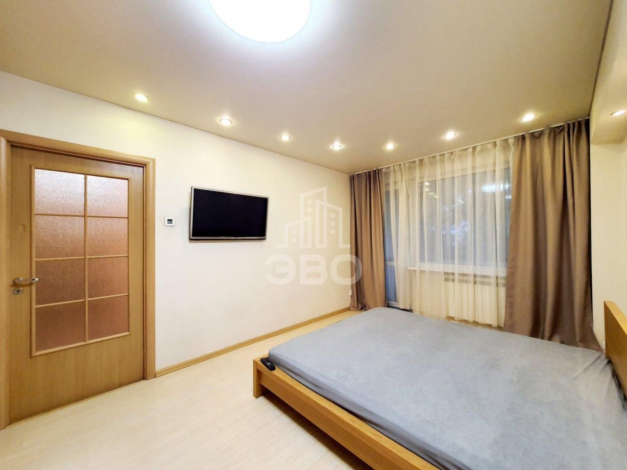 двухкомнатная квартира в Санкт-Петербурге по адресу: Маршала Казакова ул., 10, к 1