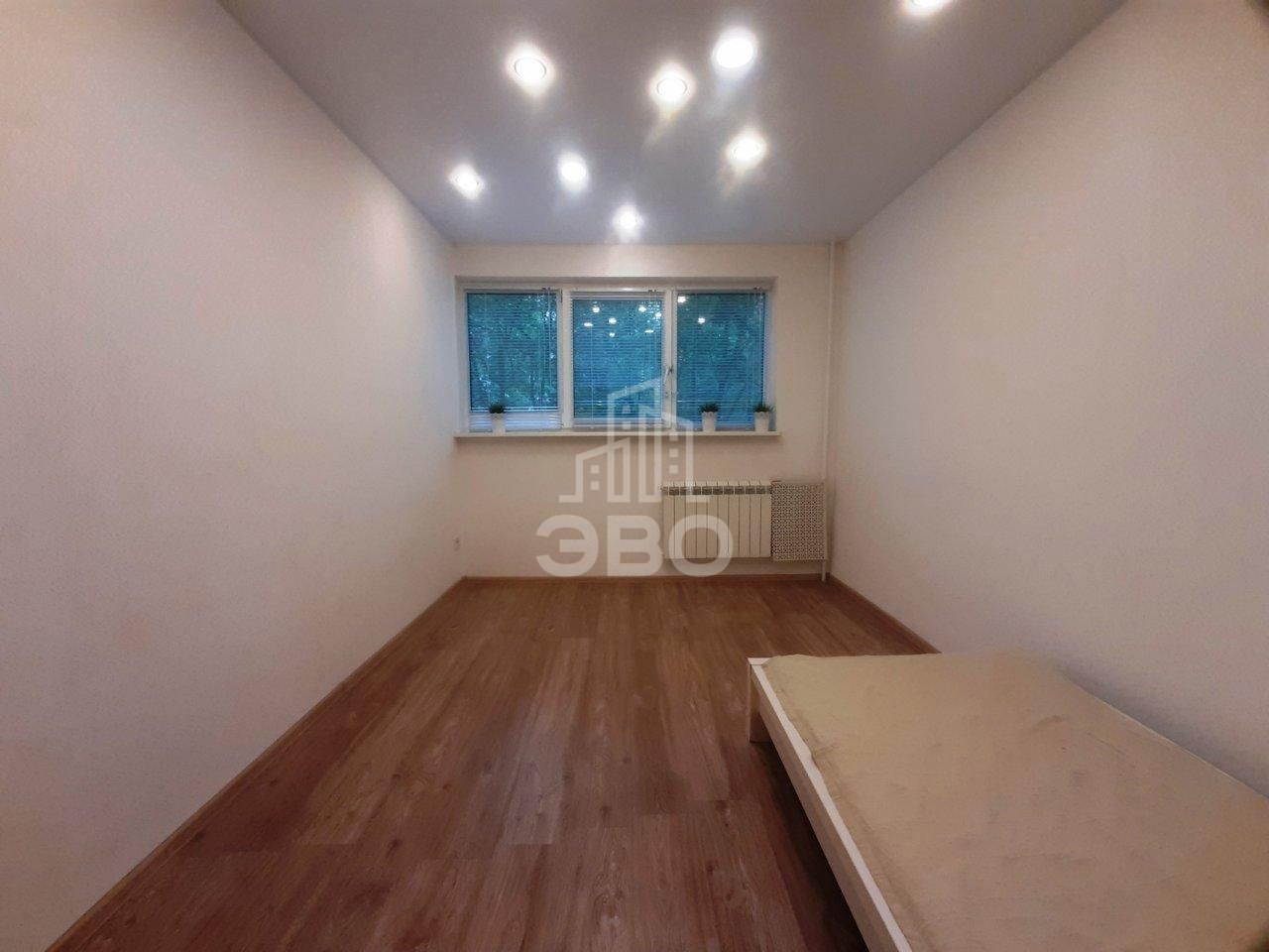 двухкомнатная квартира в Санкт-Петербурге по адресу: Маршала Казакова ул., 10, к 1