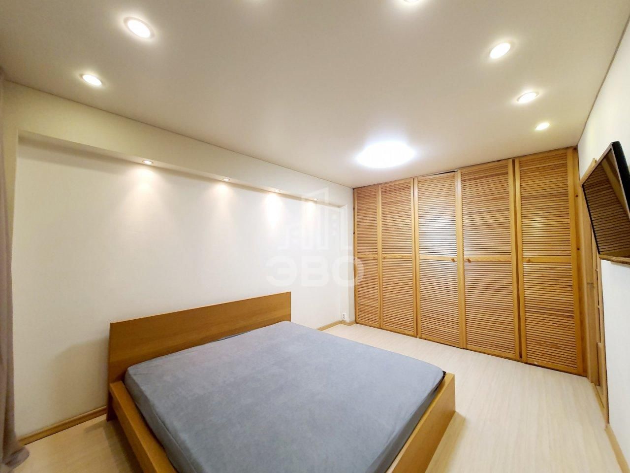 двухкомнатная квартира в Санкт-Петербурге по адресу: Маршала Казакова ул., 10, к 1