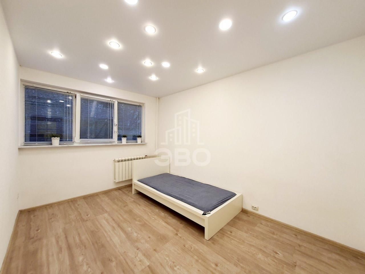 двухкомнатная квартира в Санкт-Петербурге по адресу: Маршала Казакова ул., 10, к 1