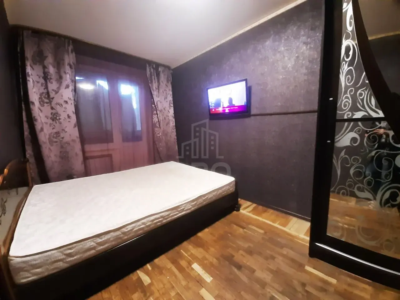 трехкомнатная квартира в Санкт-Петербурге по адресу: Коллонтай ул., 27, к 3