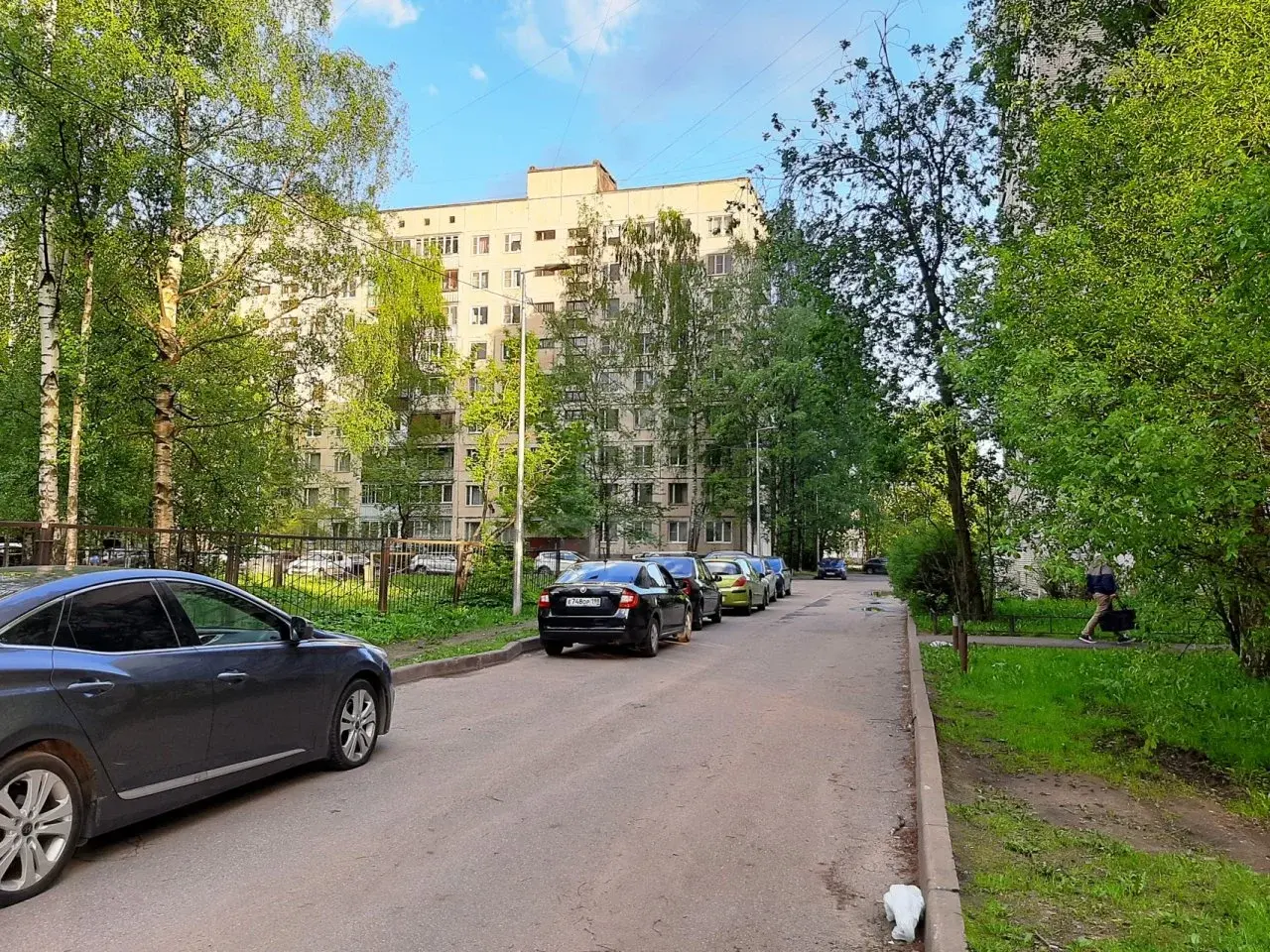 трехкомнатная квартира в Санкт-Петербурге по адресу: Коллонтай ул., 27, к 3