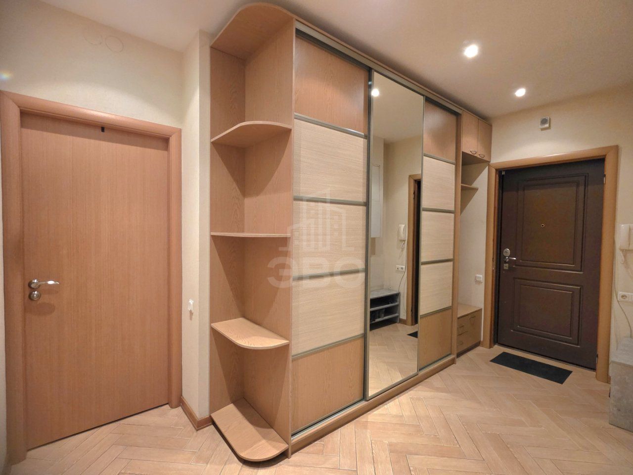 двухкомнатная квартира в Санкт-Петербург по адресу: Ланское ш., 14, к 1