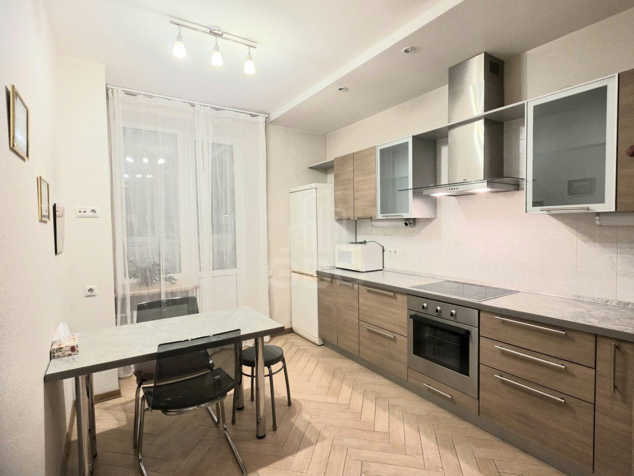 двухкомнатная квартира в Санкт-Петербург по адресу: Ланское ш., 14, к 1