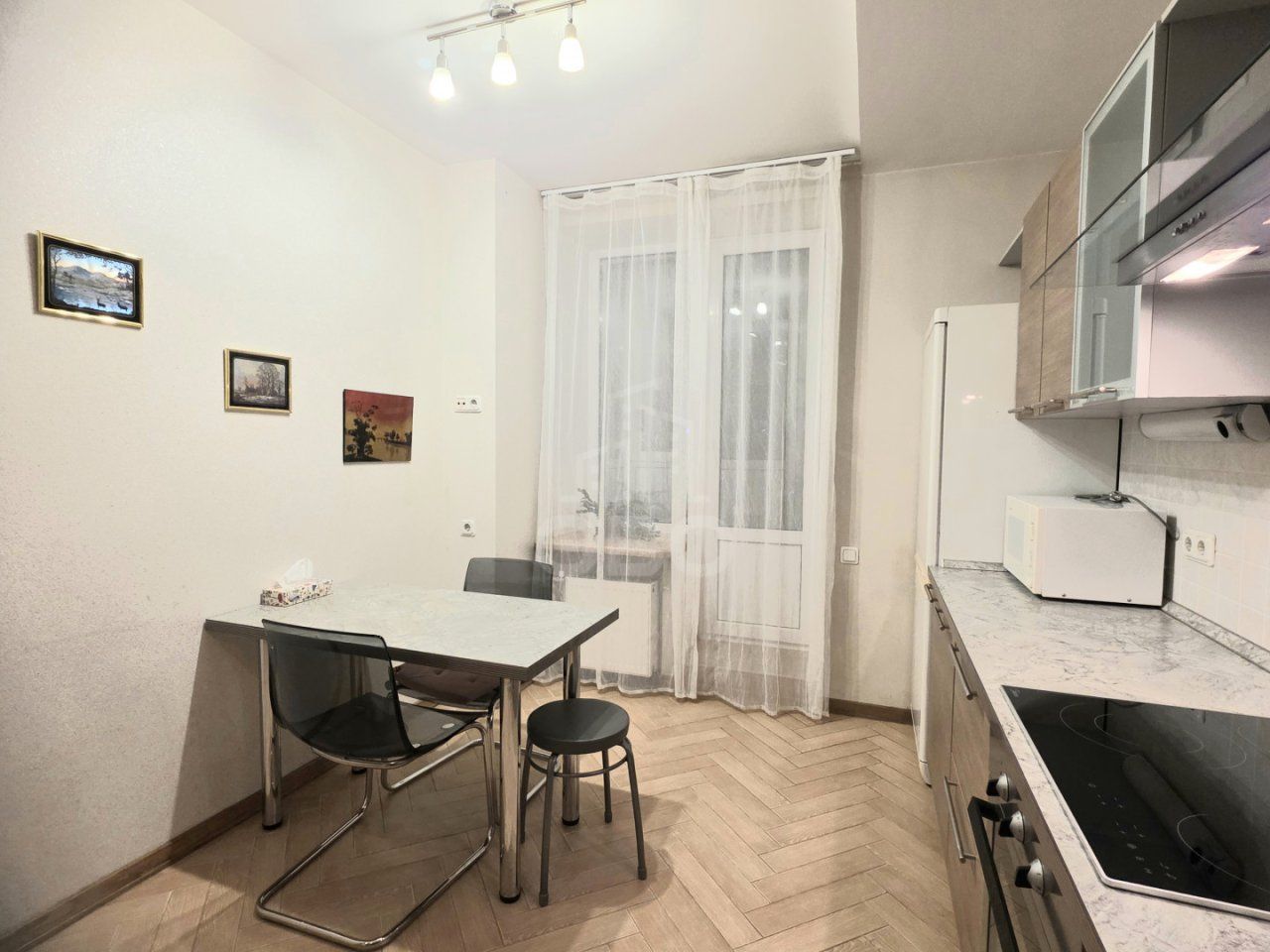 двухкомнатная квартира в Санкт-Петербург по адресу: Ланское ш., 14, к 1