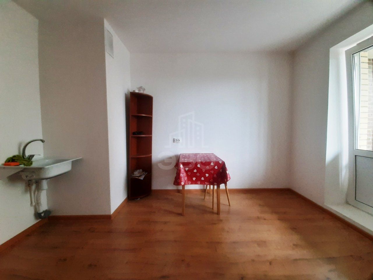 однокомнатная квартира в Санкт-Петербурге по адресу: Славянская  ул., 20