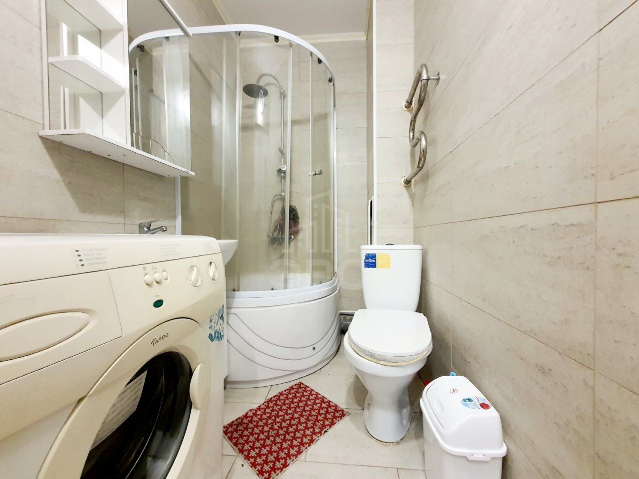 однокомнатная квартира в Санкт-Петербурге по адресу: Валдайская ул., 1, к 1