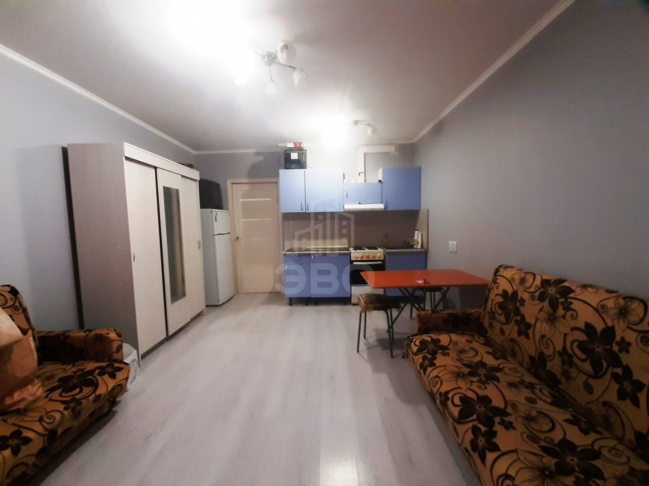 однокомнатная квартира в Санкт-Петербурге по адресу: Валдайская ул., 1, к 1