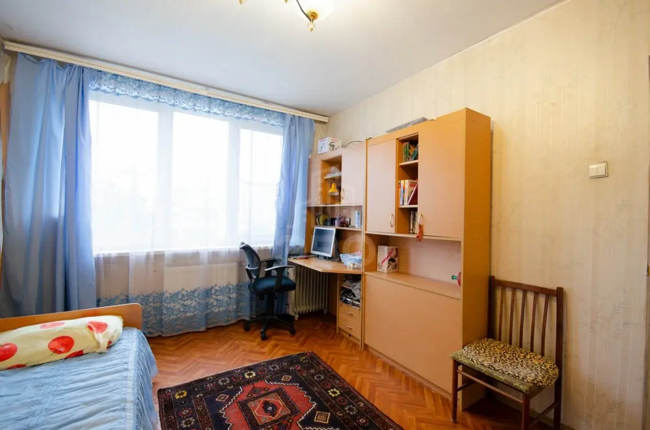 двухкомнатная квартира в Санкт-Петербурге по адресу: Подвойского ул., 35