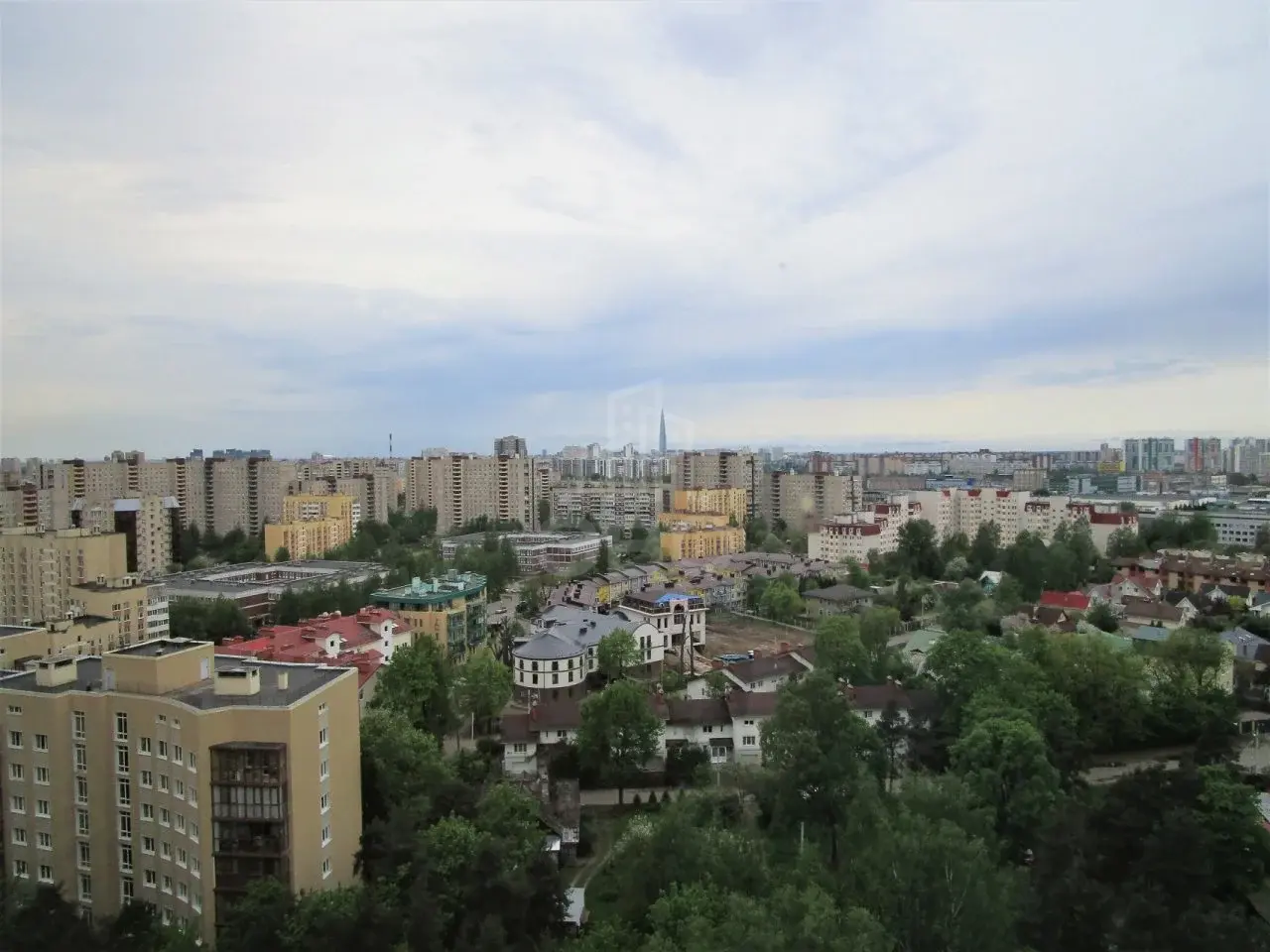 однокомнатная квартира в Санкт-Петербурге по адресу: Новоколомяжский проспект, 11