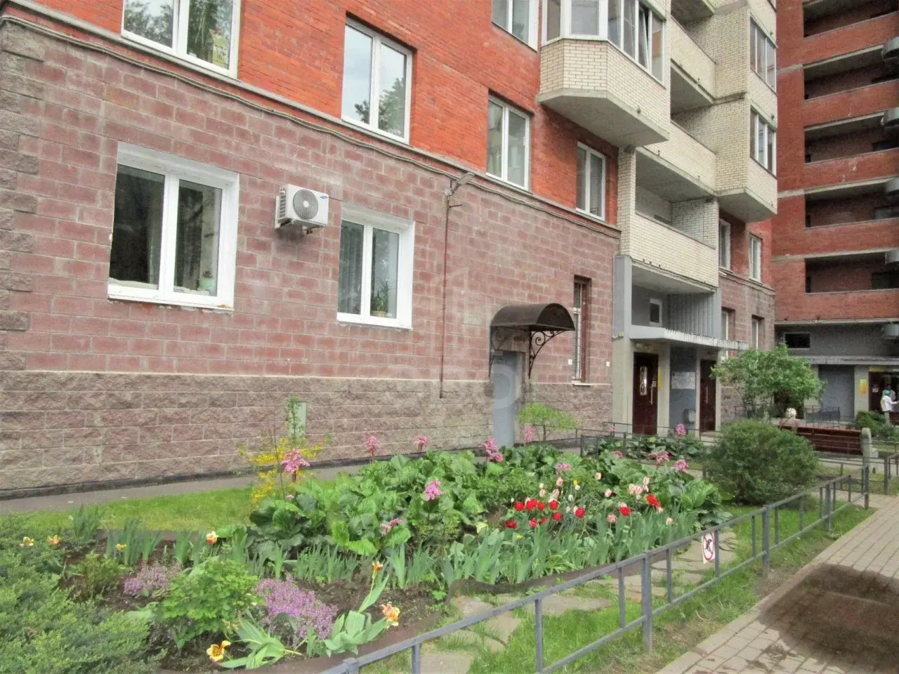 однокомнатная квартира в Санкт-Петербурге по адресу: Новоколомяжский проспект, 11