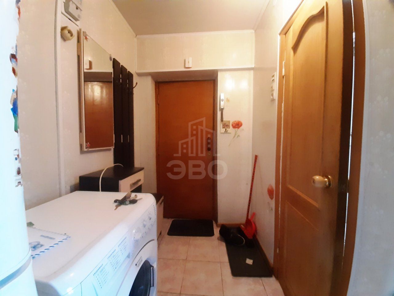 двухкомнатная квартира в Санкт-Петербурге по адресу: Школьная ул., 7