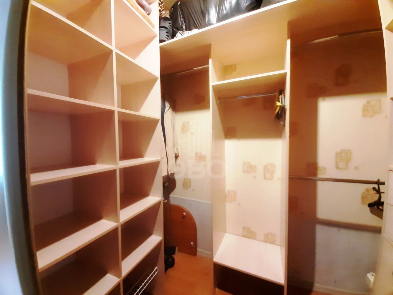 двухкомнатная квартира в Санкт-Петербурге по адресу: Школьная ул., 7