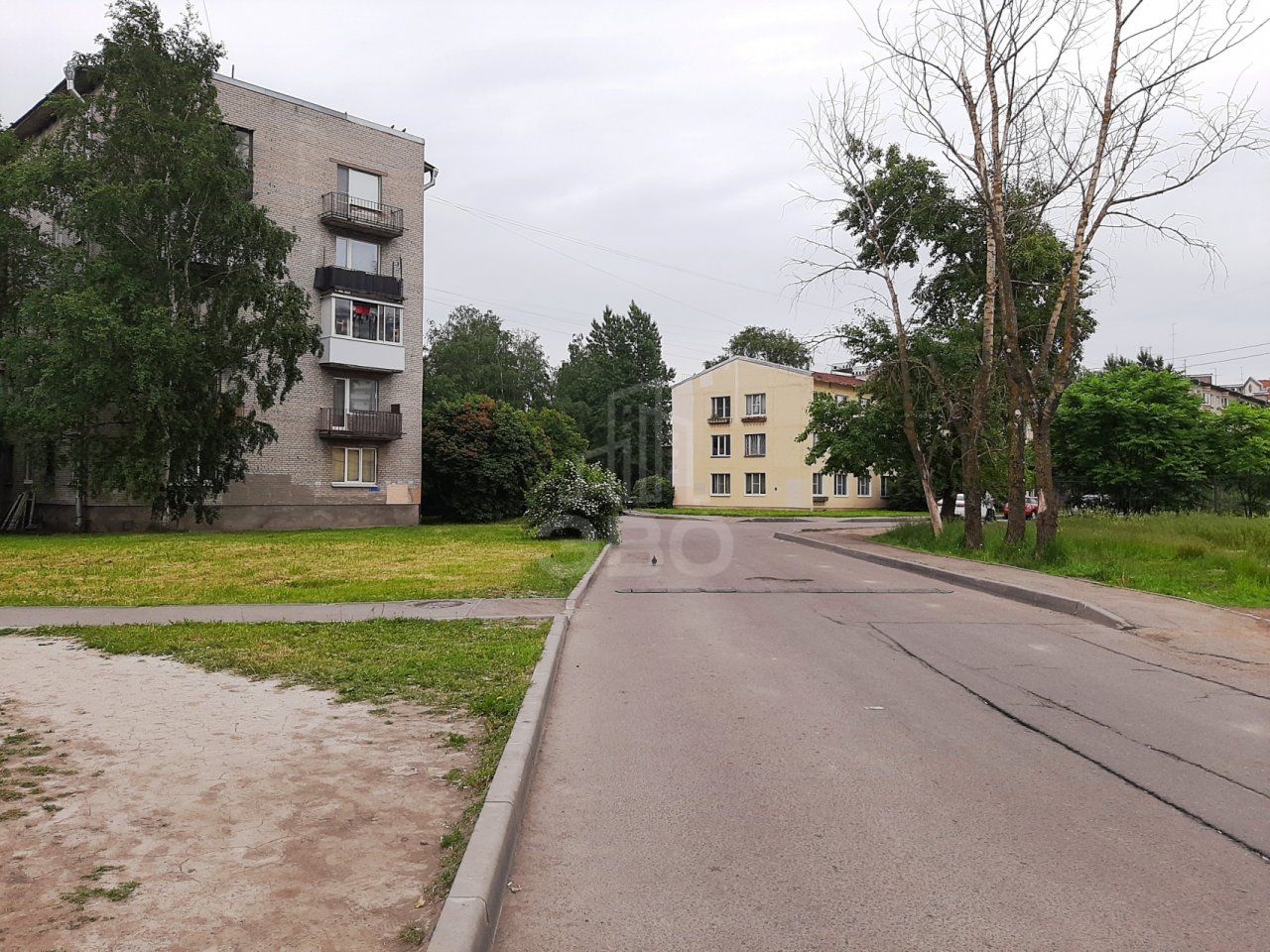 двухкомнатная квартира в Санкт-Петербурге по адресу: Школьная ул., 7