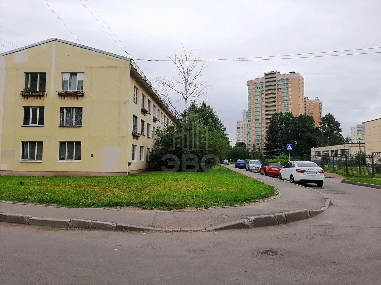 двухкомнатная квартира в Санкт-Петербурге по адресу: Школьная ул., 7