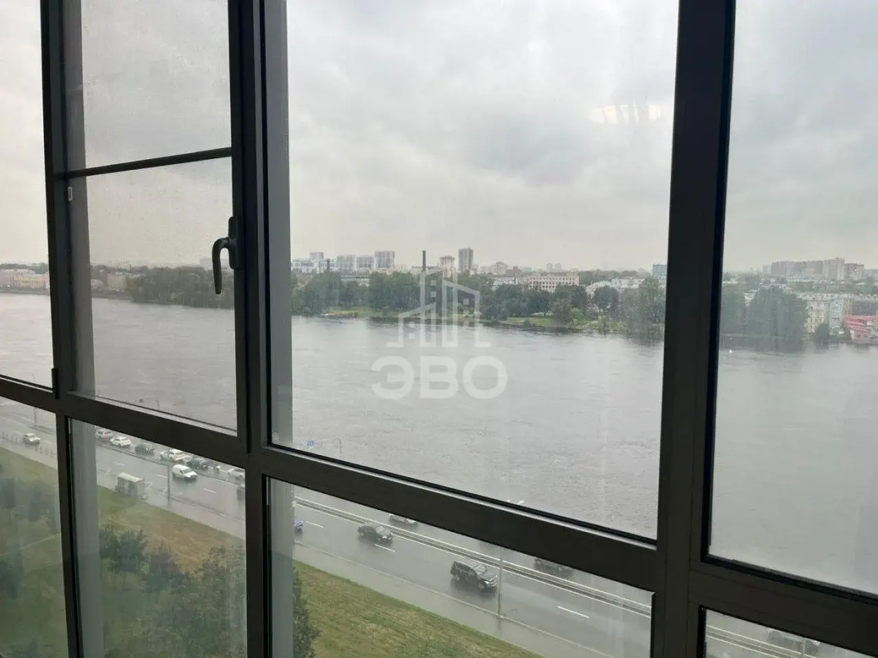 студия в Санкт-Петербурге по адресу: Октябрьская наб., 44