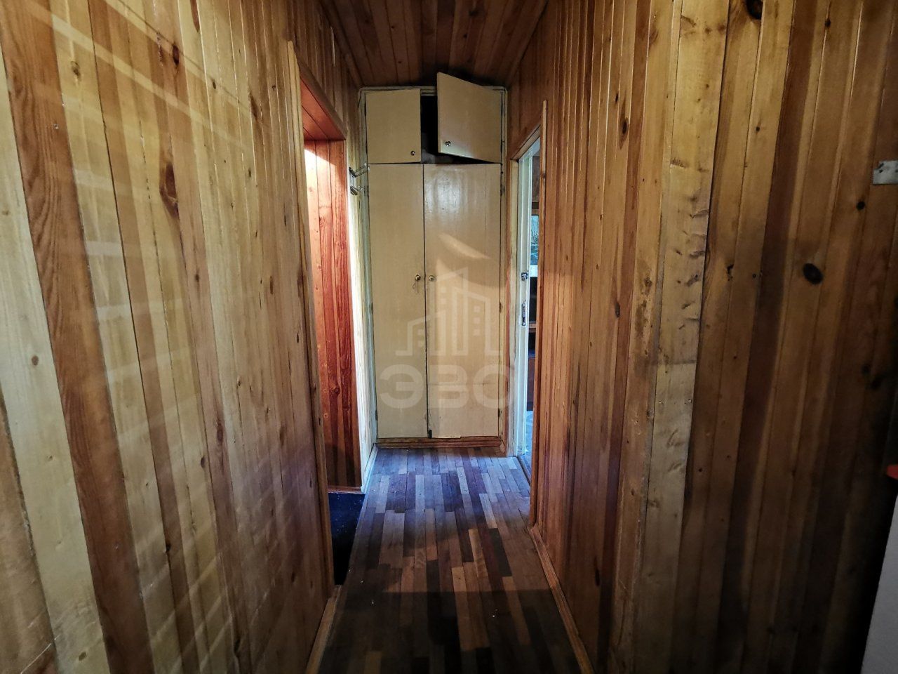 трехкомнатная квартира в Санкт-Петербурге по адресу: Хасанская ул., 14, к 1