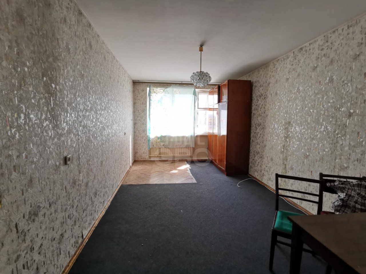 трехкомнатная квартира в Санкт-Петербурге по адресу: Хасанская ул., 14, к 1