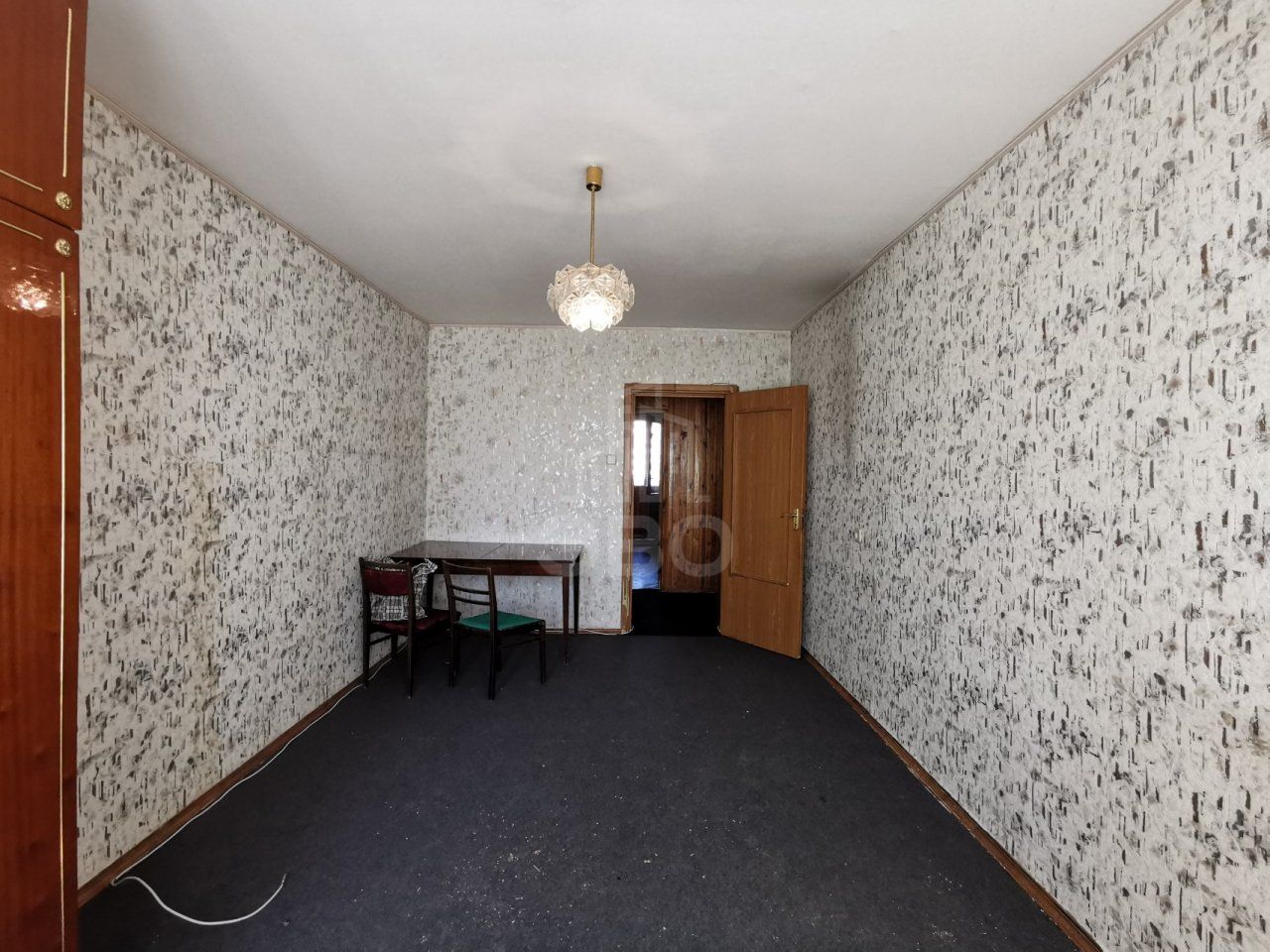 трехкомнатная квартира в Санкт-Петербурге по адресу: Хасанская ул., 14, к 1