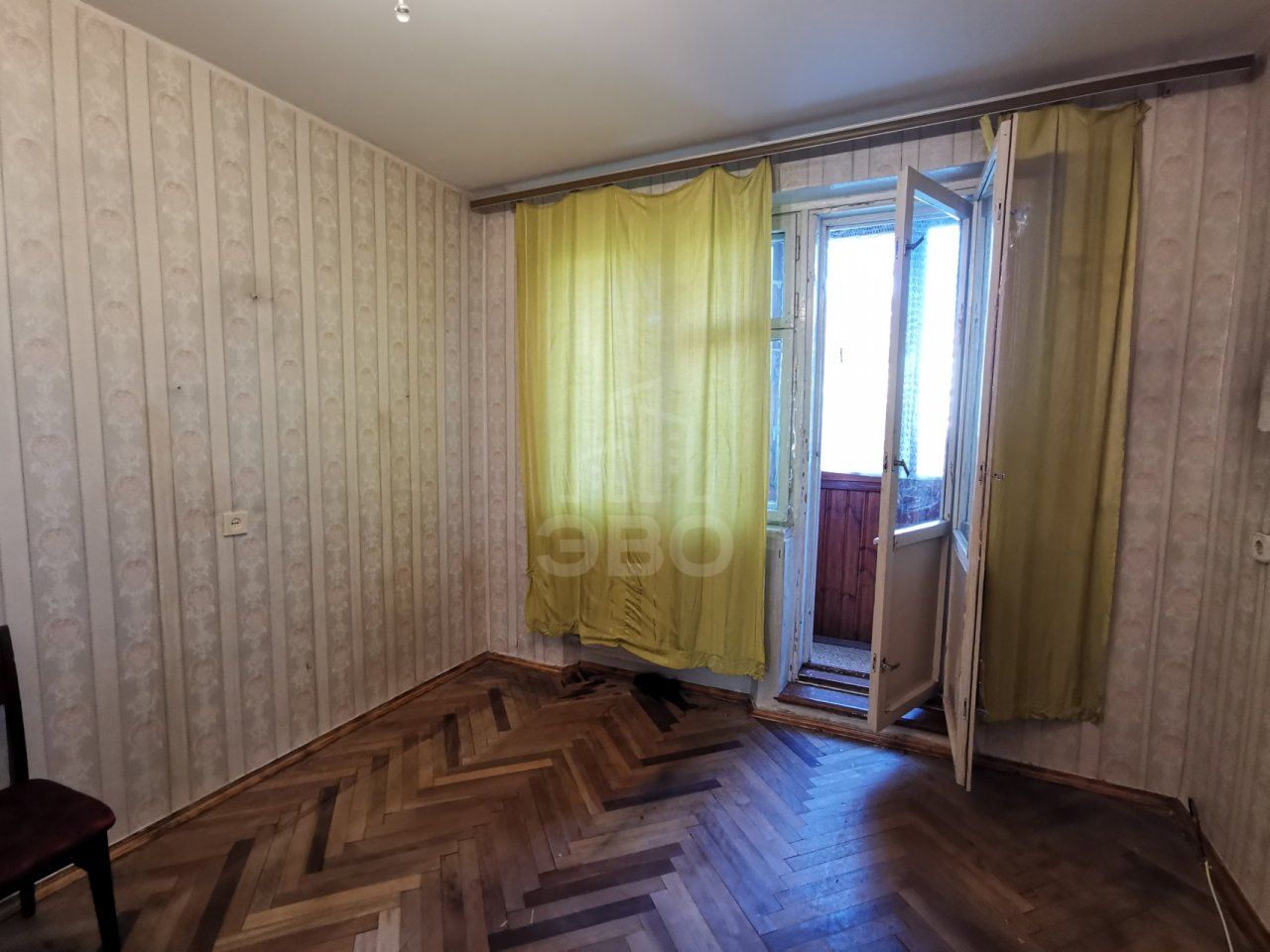 трехкомнатная квартира в Санкт-Петербурге по адресу: Хасанская ул., 14, к 1