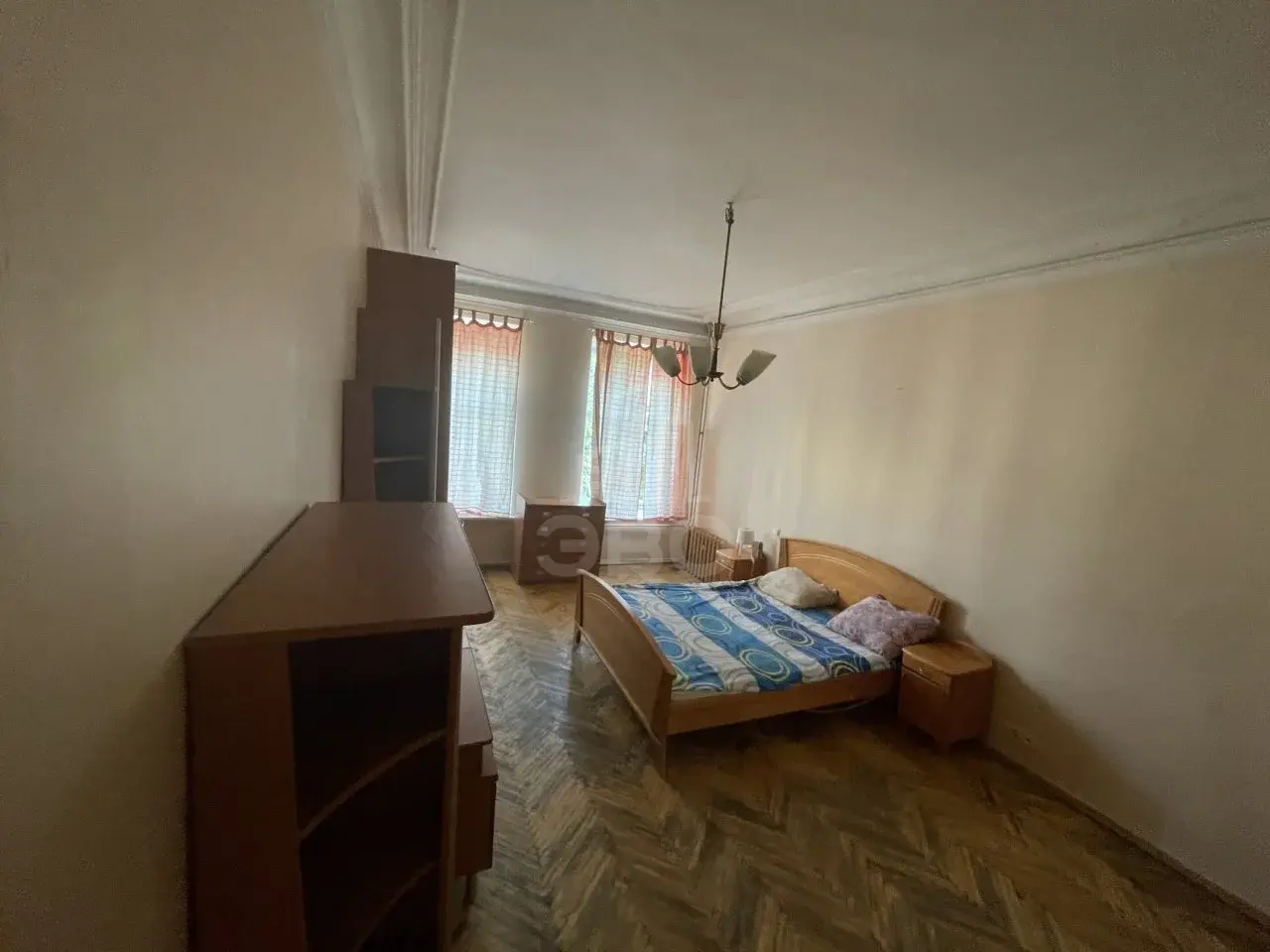 трехкомнатная квартира в Санкт-Петербурге по адресу: Тверская ул., 12