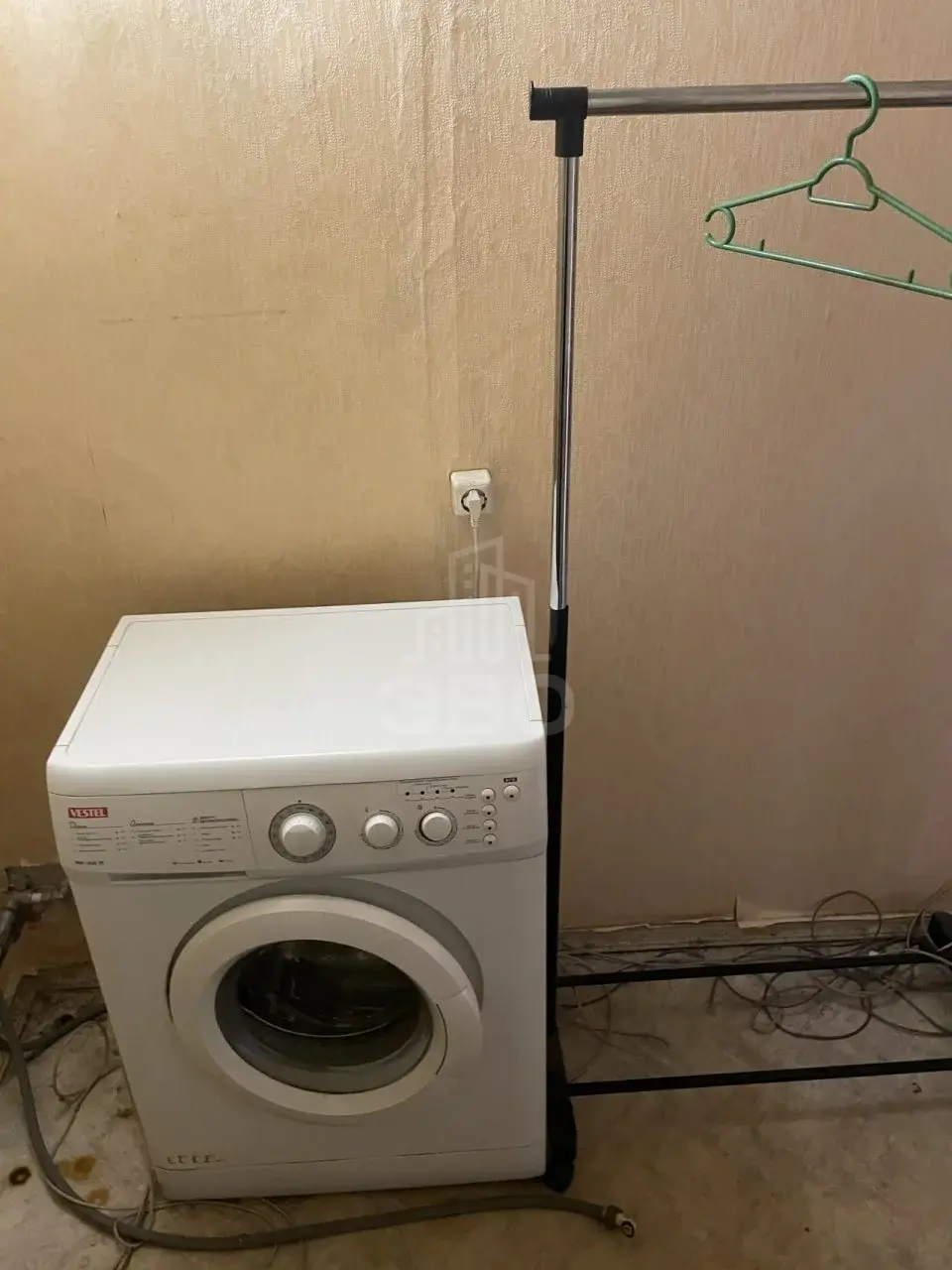 трехкомнатная квартира в Санкт-Петербурге по адресу: Тверская ул., 12