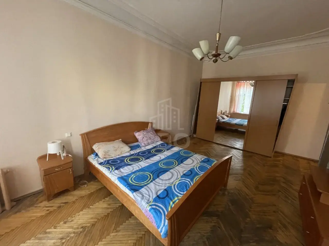 трехкомнатная квартира в Санкт-Петербурге по адресу: Тверская ул., 12