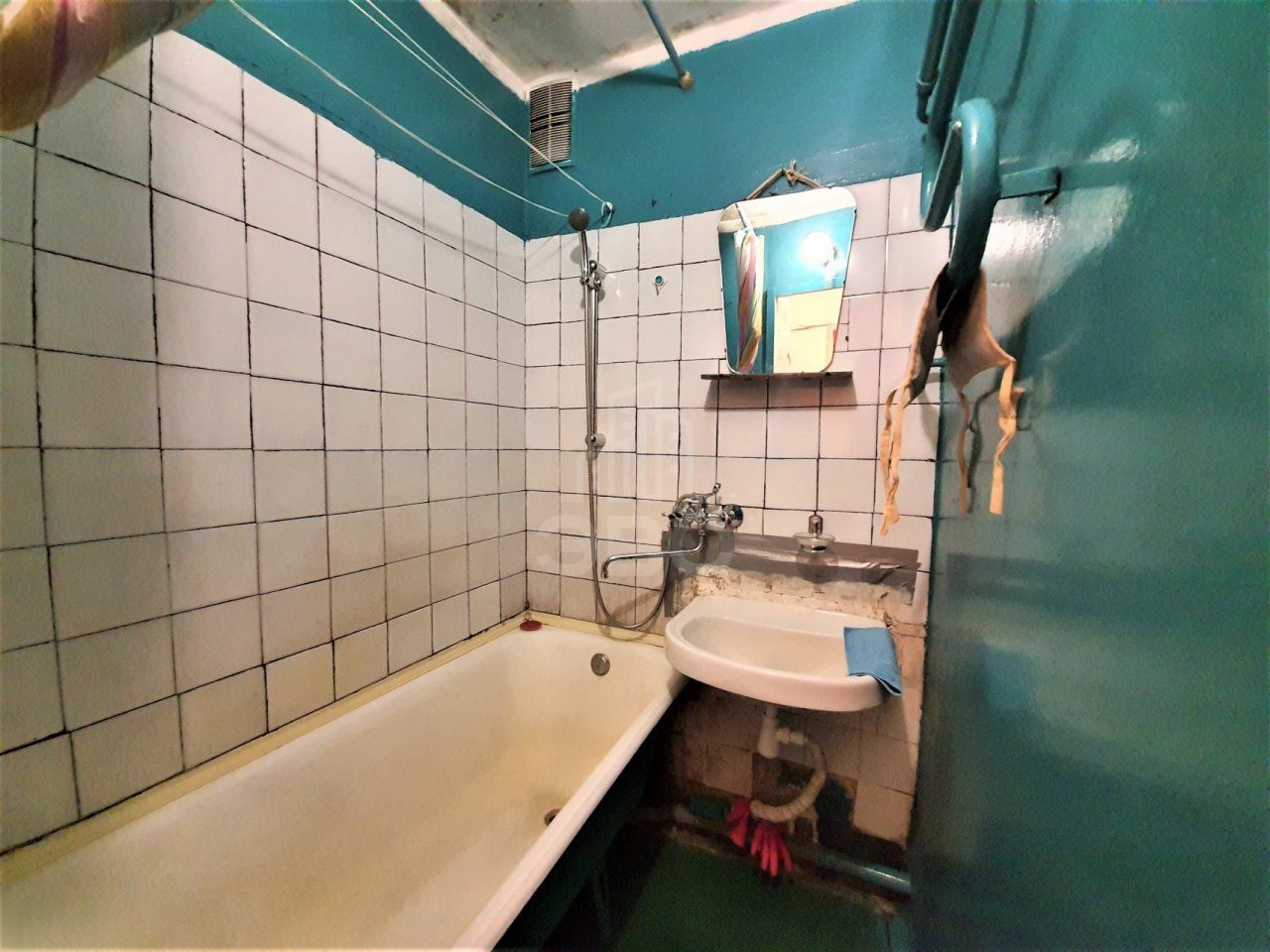 двухкомнатная квартира в Санкт-Петербурге по адресу: Тимуровская ул., 24, к 1