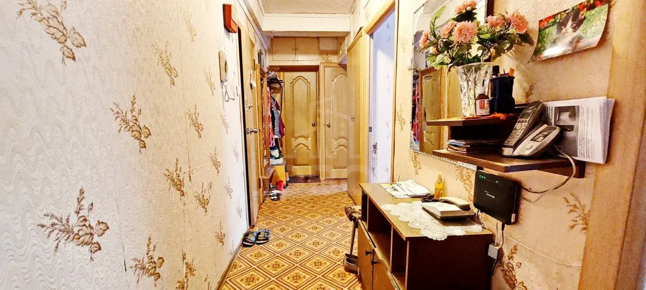 трехкомнатная квартира в Санкт-Петербурге по адресу: Гражданский проспект, 110, к 4