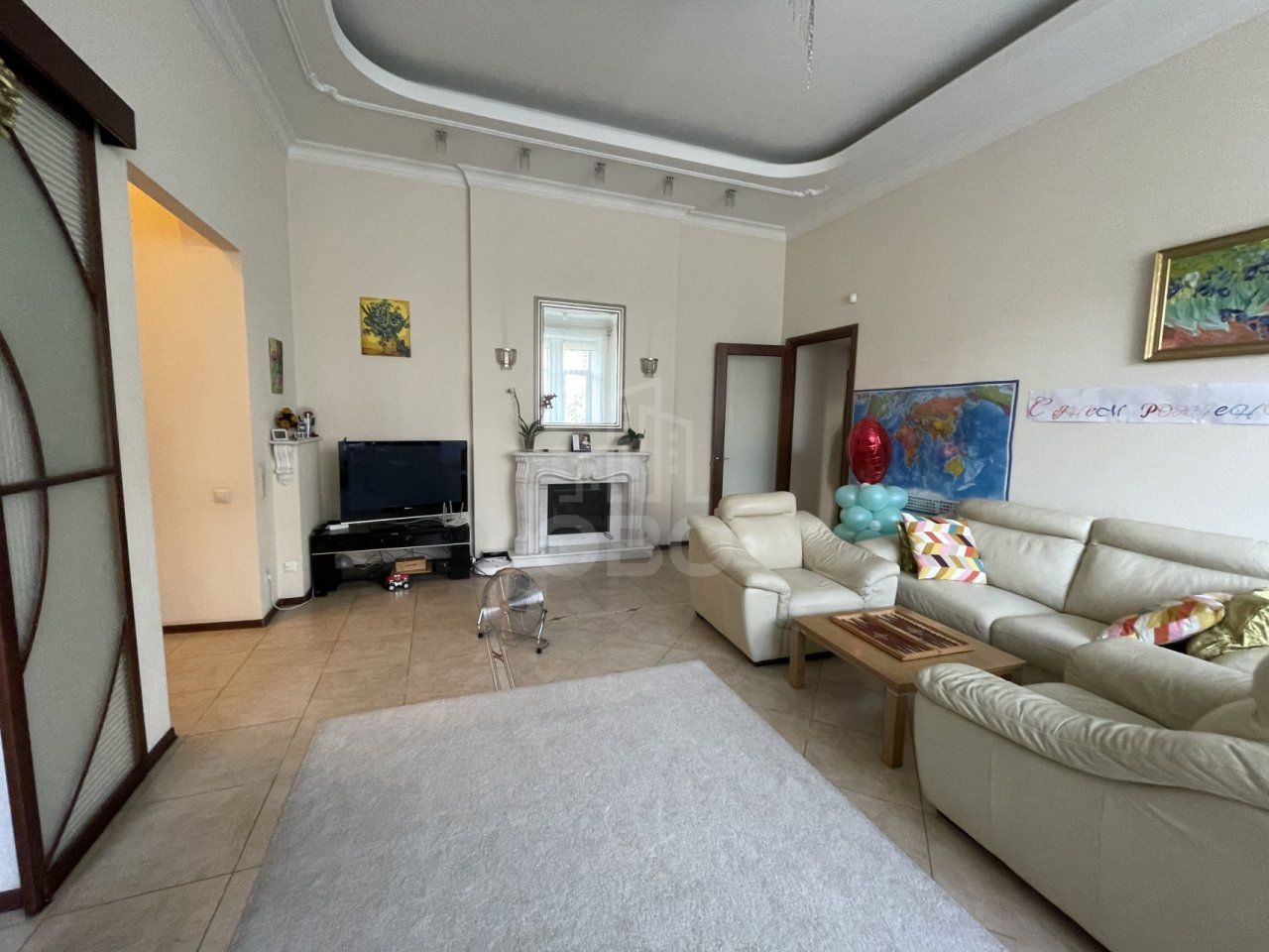 четырехкомнатная квартира в Санкт-Петербурге по адресу: Чайковского ул., 22