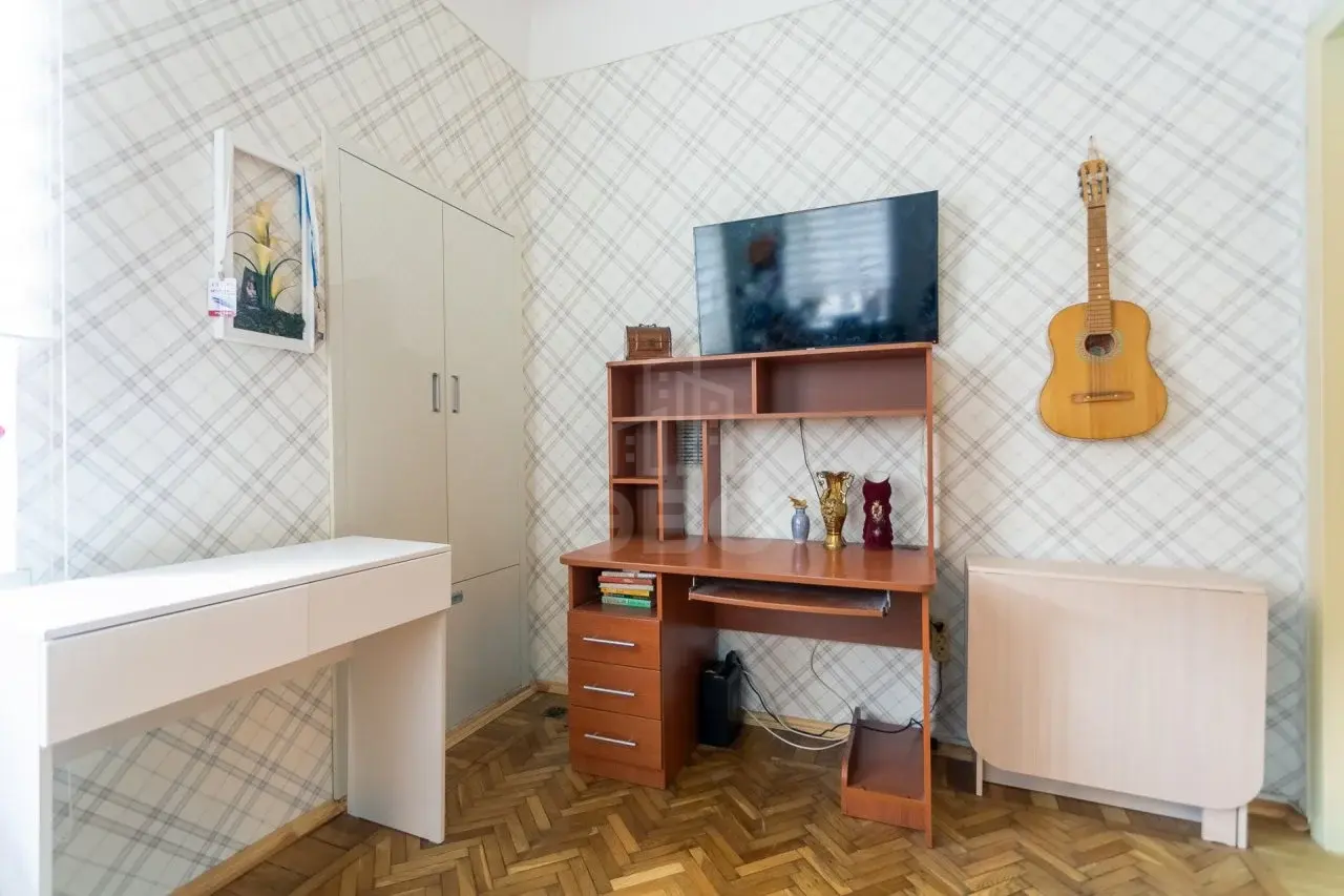 двухкомнатная квартира в Санкт-Петербурге по адресу: Стачек проспект, 88