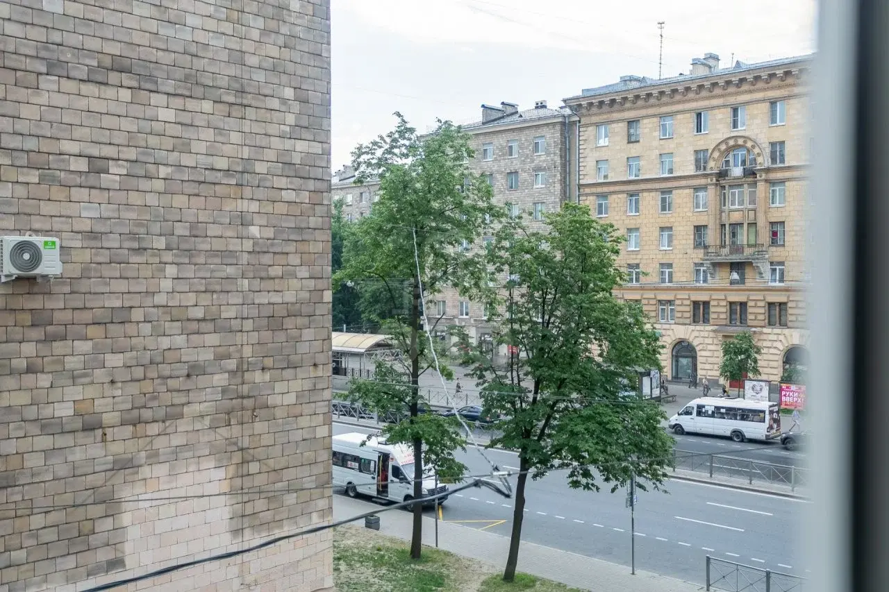 двухкомнатная квартира в Санкт-Петербурге по адресу: Стачек проспект, 88