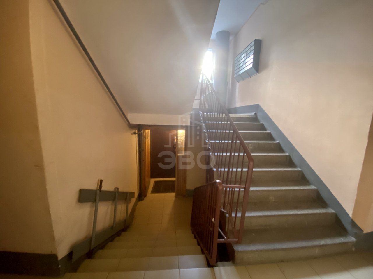 трехкомнатная квартира в Санкт-Петербурге по адресу: Художников проспект, 18, к 2