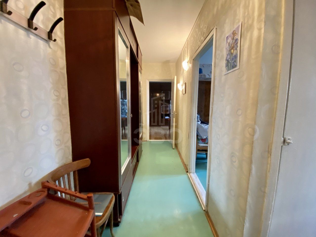 трехкомнатная квартира в Санкт-Петербурге по адресу: Художников проспект, 18, к 2