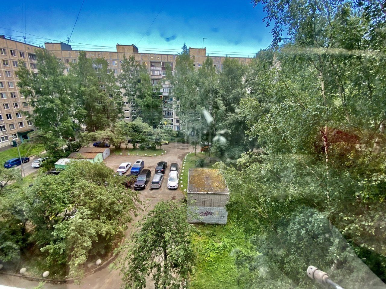 трехкомнатная квартира в Санкт-Петербурге по адресу: Художников проспект, 18, к 2