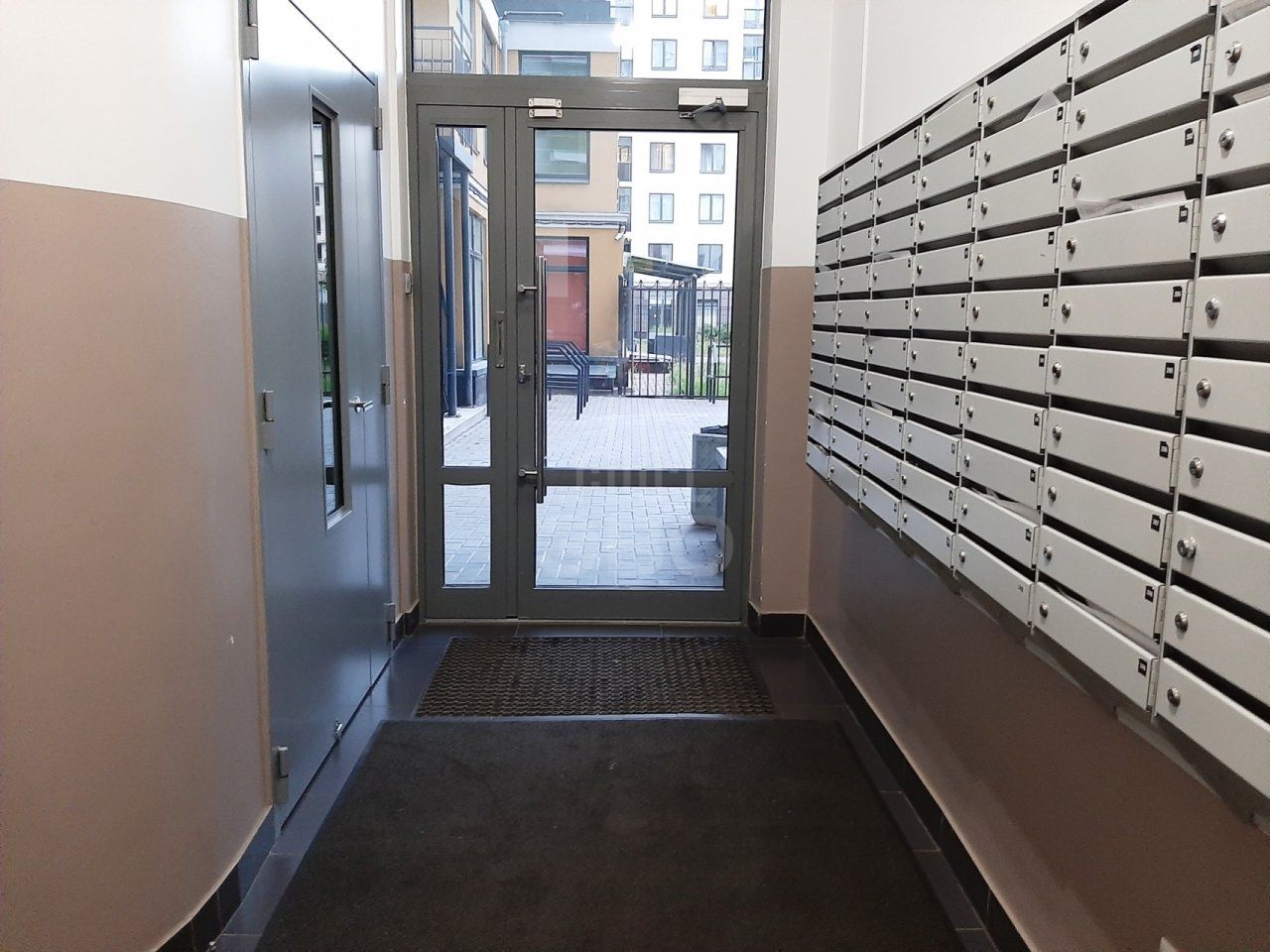 однокомнатная квартира в Санкт-Петербурге по адресу: Обводного канала наб., 108