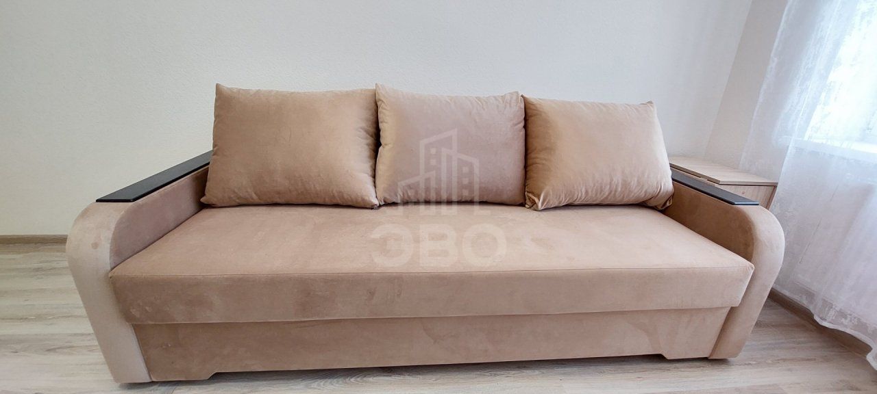 однокомнатная квартира в Санкт-Петербурге по адресу: Русановская ул., 18, к 3