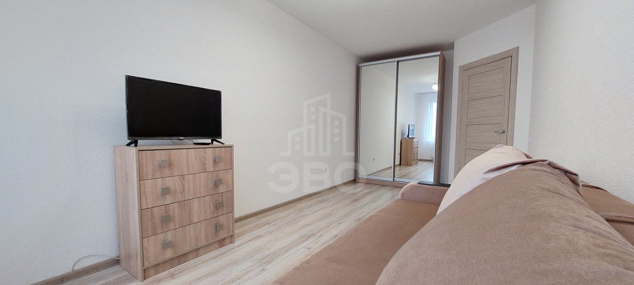 однокомнатная квартира в Санкт-Петербурге по адресу: Русановская ул., 18, к 3