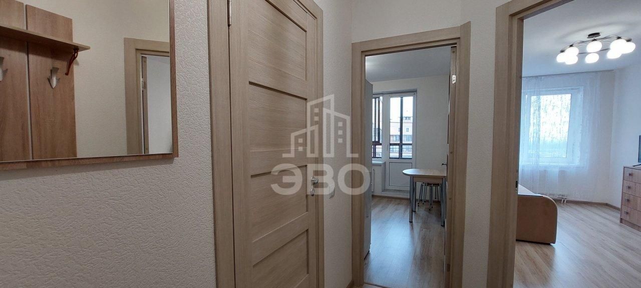 однокомнатная квартира в Санкт-Петербурге по адресу: Русановская ул., 18, к 3