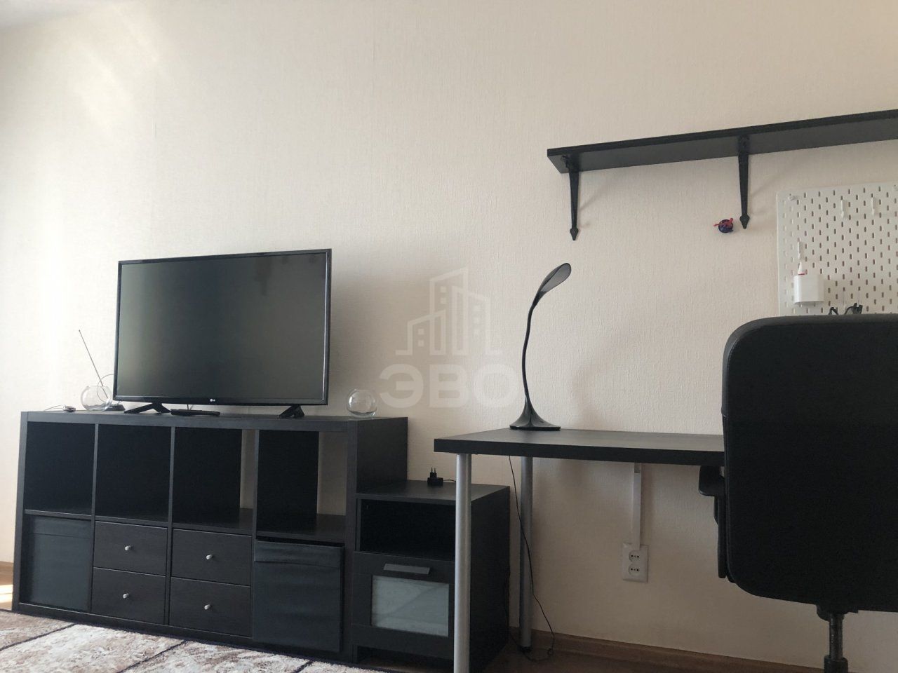 однокомнатная квартира в Санкт-Петербурге по адресу: Кушелевская дор., 3, к 13