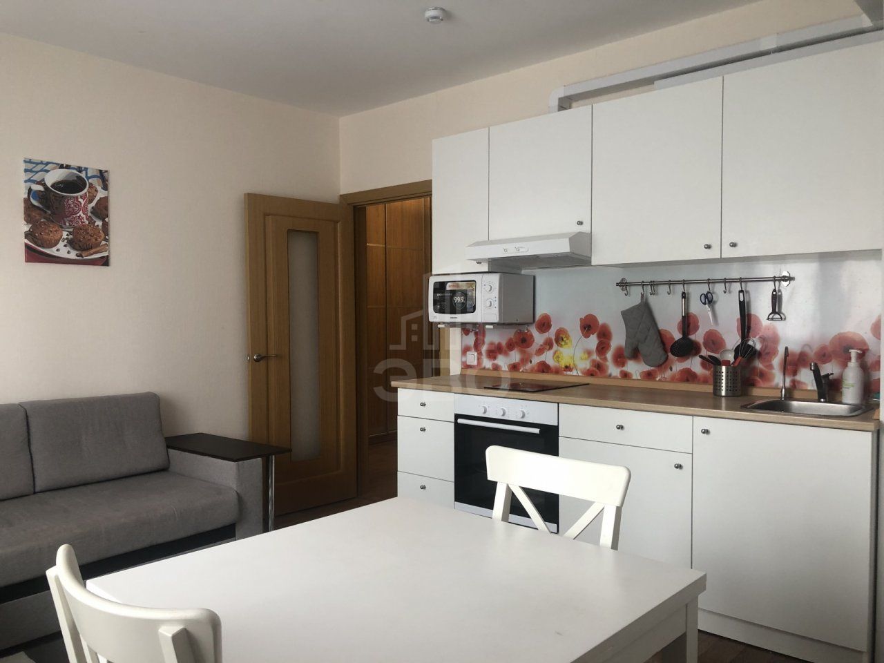 однокомнатная квартира в Санкт-Петербурге по адресу: Кушелевская дор., 3, к 13