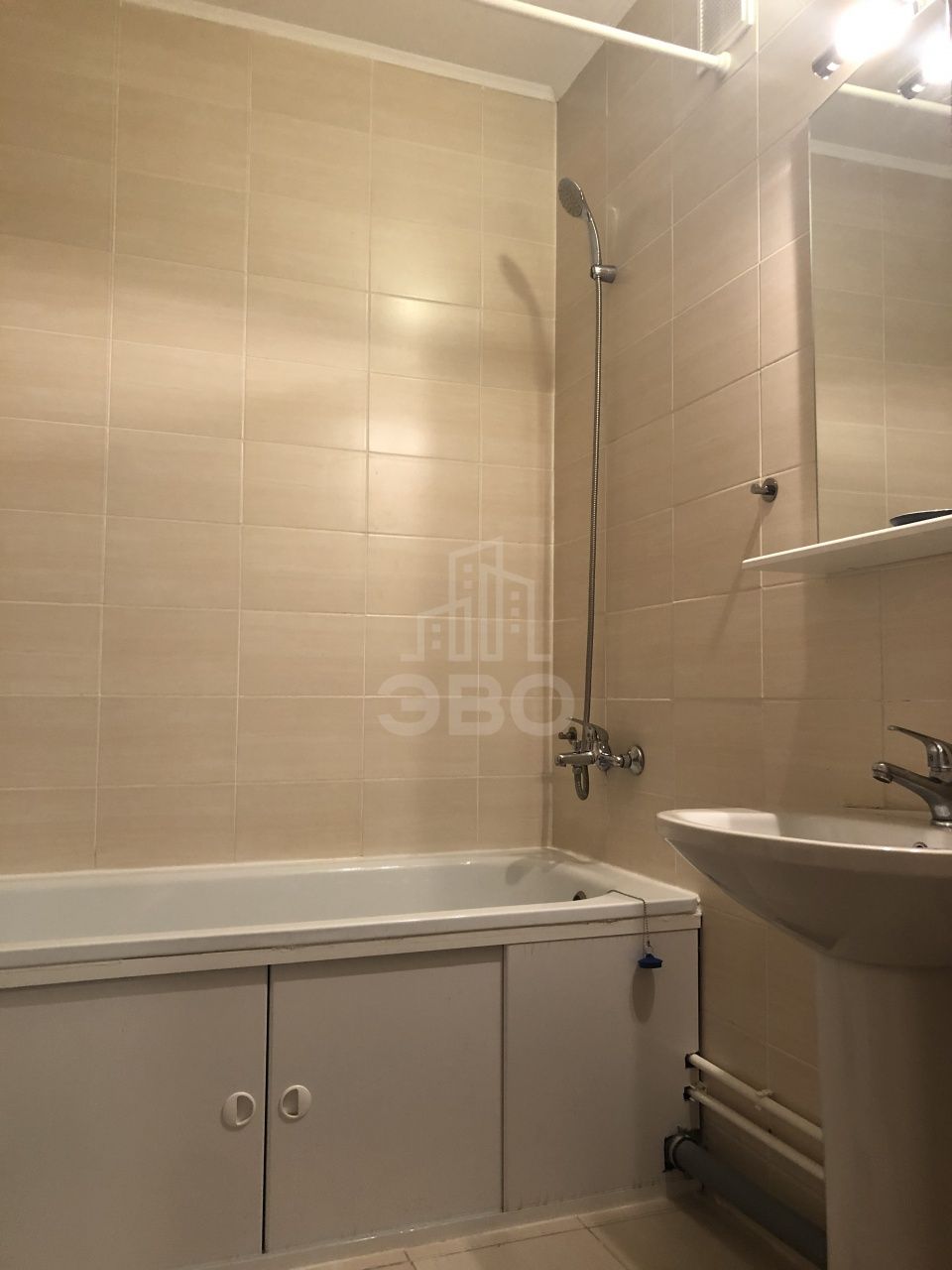 однокомнатная квартира в Санкт-Петербурге по адресу: Кушелевская дор., 3, к 13