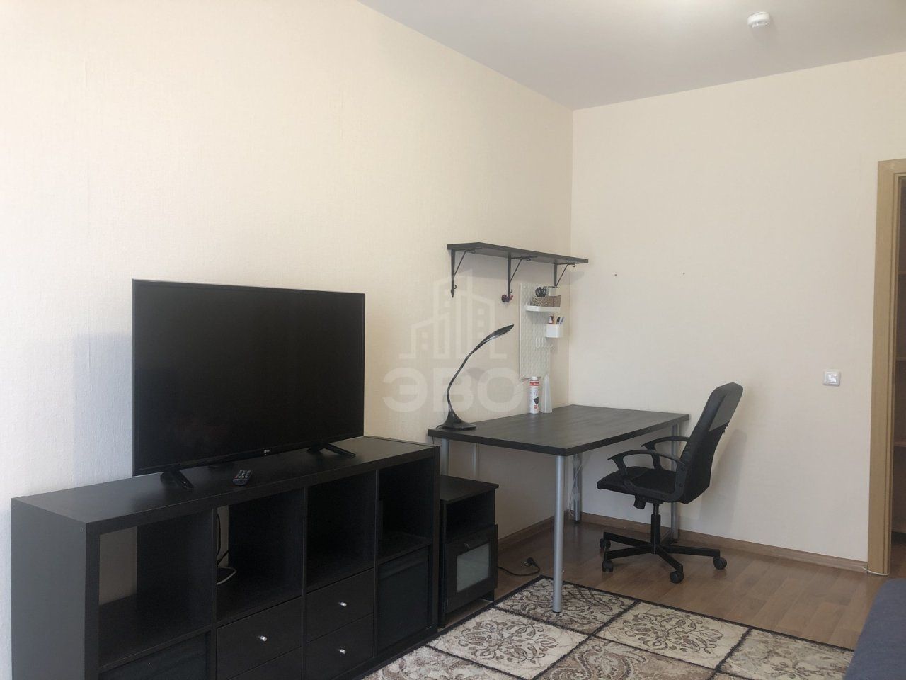 однокомнатная квартира в Санкт-Петербурге по адресу: Кушелевская дор., 3, к 13